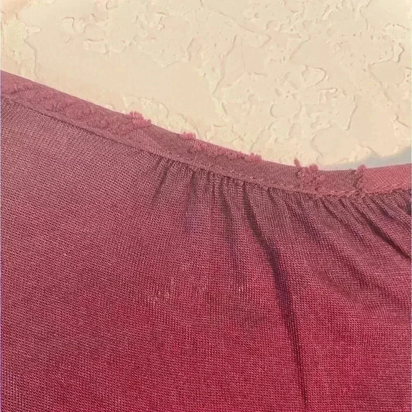 Anthropologie One September Madiran Sequin
Blouse Tunic Maroon Size Medium - Picture 9 of 9